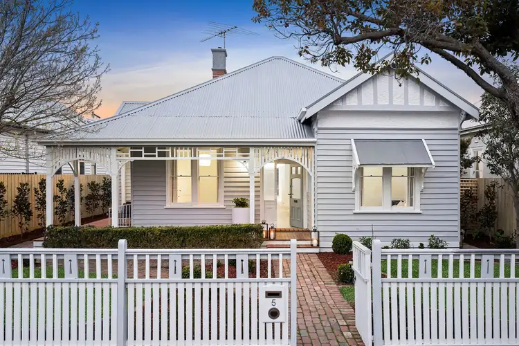 5 Beach Parade, Drumcondra VIC 3215
