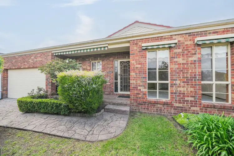 35 Lawrence Drive, Berwick VIC 3806