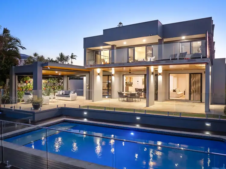 63 Gibraltar Drive, Isle of Capri QLD 4217