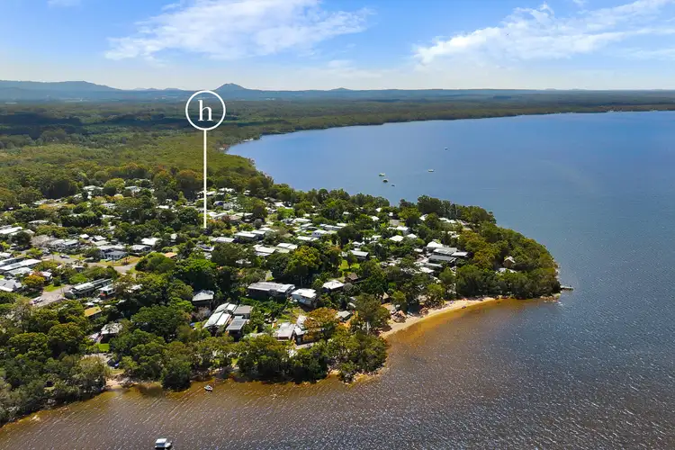18 Vista Street, Boreen Point QLD 4565
