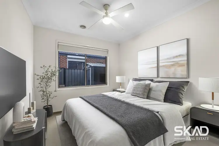 Fifth view of Homely house listing, 62 Peppertree Parade, Craigieburn VIC 3064