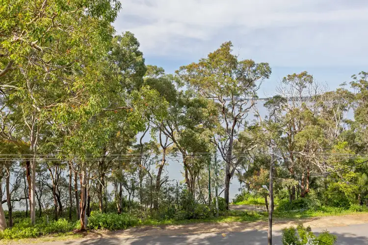 49 Beach Road, Wangi Wangi NSW 2267