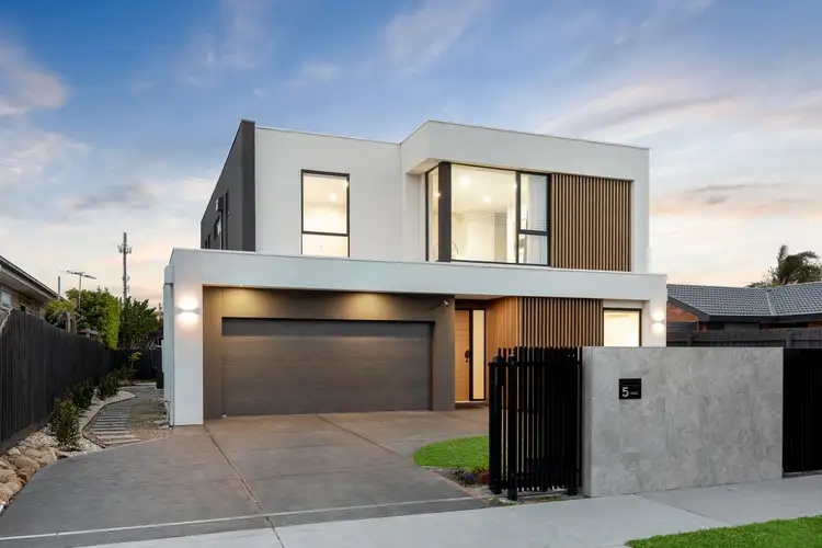 Main view of Homely house listing, 5 Salem Avenue, Oakleigh South VIC 3167