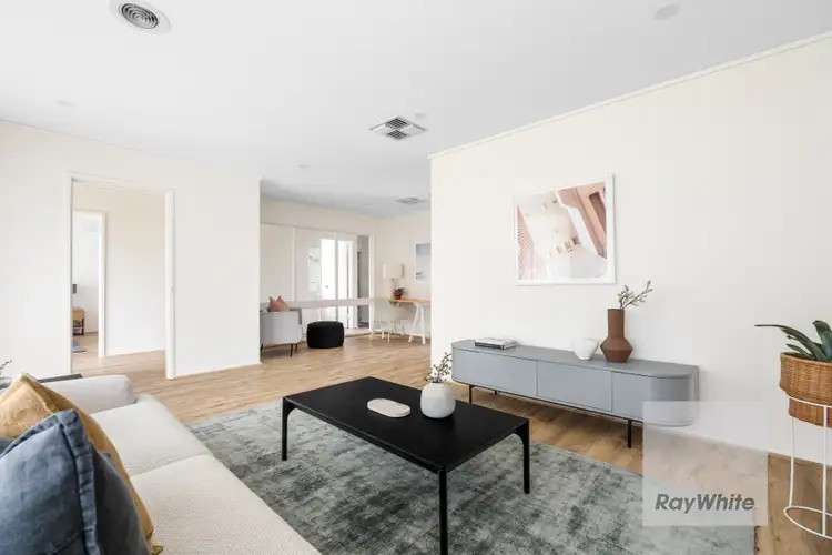 Third view of Homely house listing, 8 Villea Court, Bundoora VIC 3083