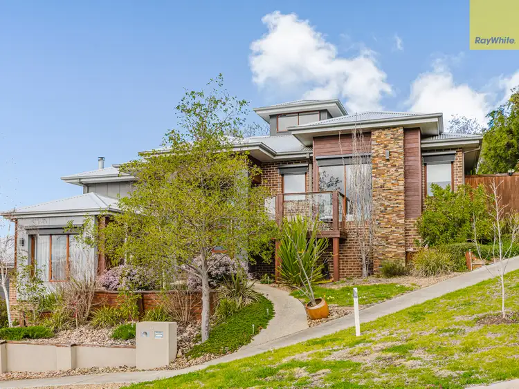 13 Fairway Crescent, Darley VIC 3340