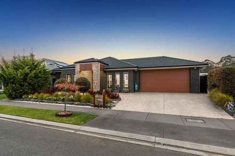 Second view of Homely house listing, 5 Cheshire Court, Mount Barker SA 5251