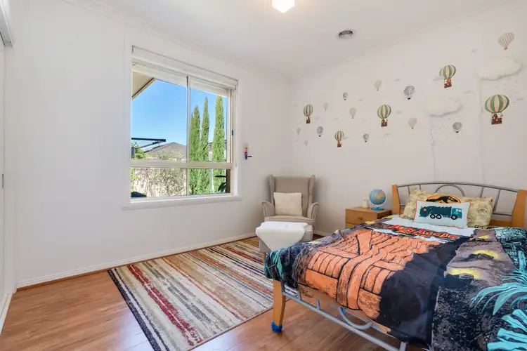 Fifth view of Homely house listing, 44 Woodlea Crescent, Craigieburn VIC 3064