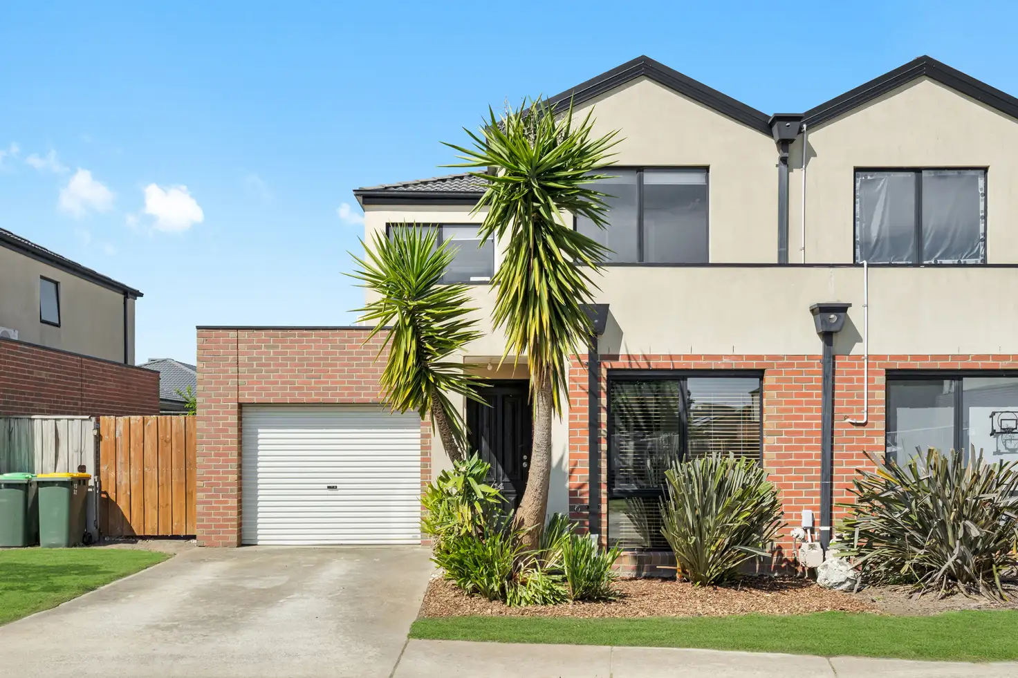 Main view of Homely townhouse listing, 14/32 Lats Avenue, Carrum Downs VIC 3201