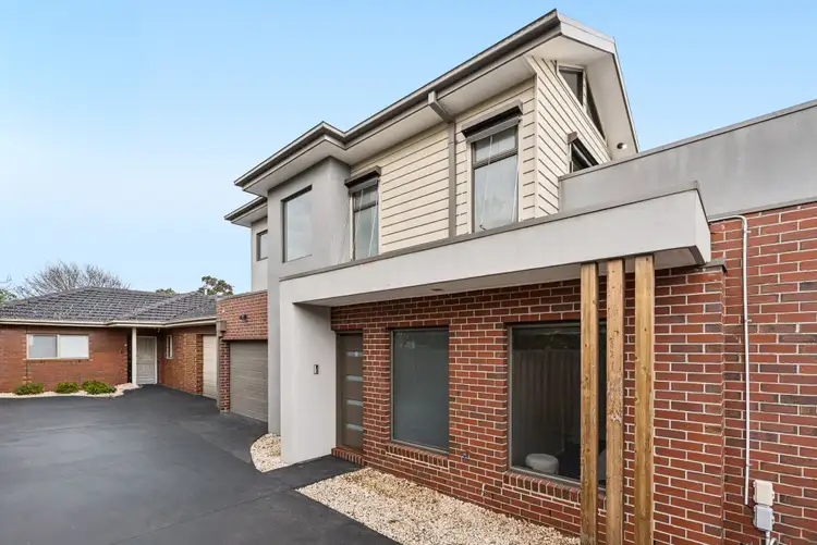 2/35 Leamington Street, Reservoir VIC 3073
