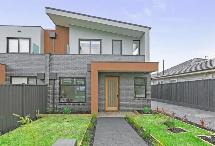 2/192 Purinuan Road, Reservoir VIC 3073
