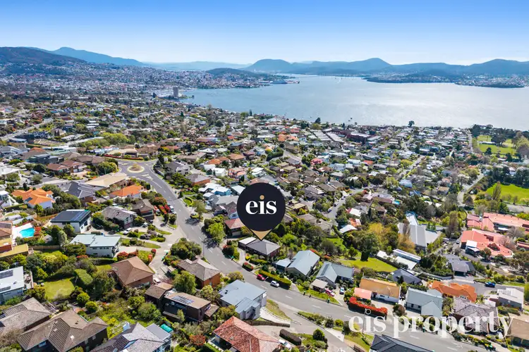 463 Churchill Avenue, Sandy Bay TAS 7005