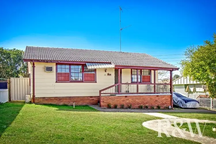 20 Mikkelsen Avenue, Tregear NSW 2770