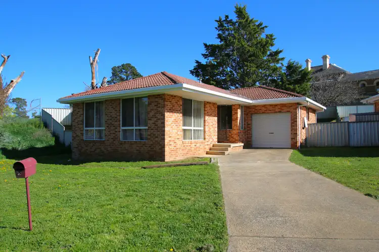 30 James Sheahan Drive, Orange NSW 2800