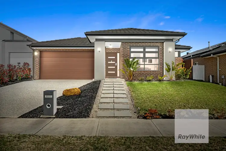 96 Hayes Hill Boulevard, Donnybrook VIC 3064