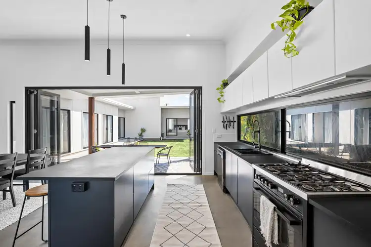 Sixth view of Homely house listing, 5 Limmen Crescent, South Ripley QLD 4306