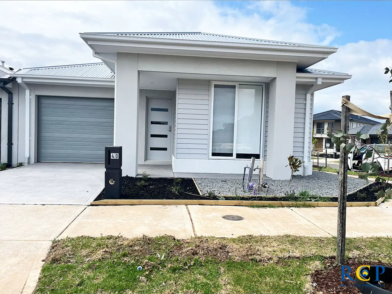 Main view of Homely house listing, 40 Stakes Boulevard, Manor Lakes VIC 3024