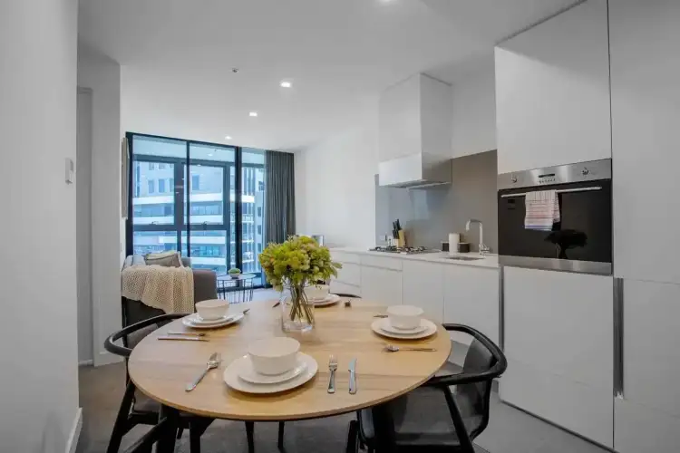 2105/105 Clarendon St, Southbank VIC 3006