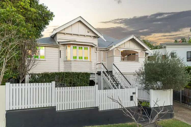 15 Ford Street, Clayfield QLD 4011