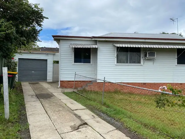 Main view of Homely unit listing, 2/4 Commerce Lane, Taree NSW 2430