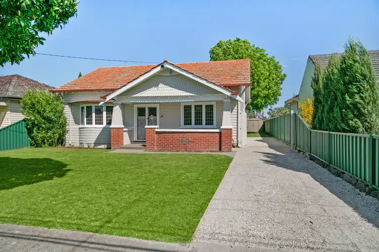 11 White Street, Reservoir VIC 3073