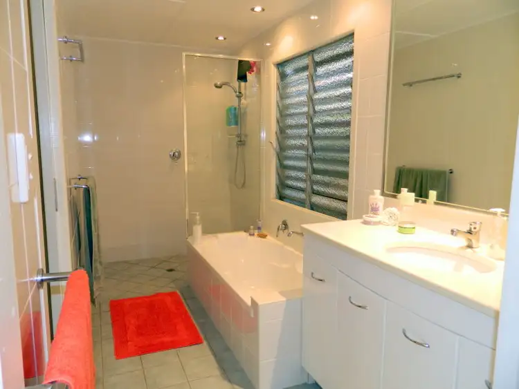 Fourth view of Homely unit listing, 1/17 Adrian Street, Margate QLD 4019