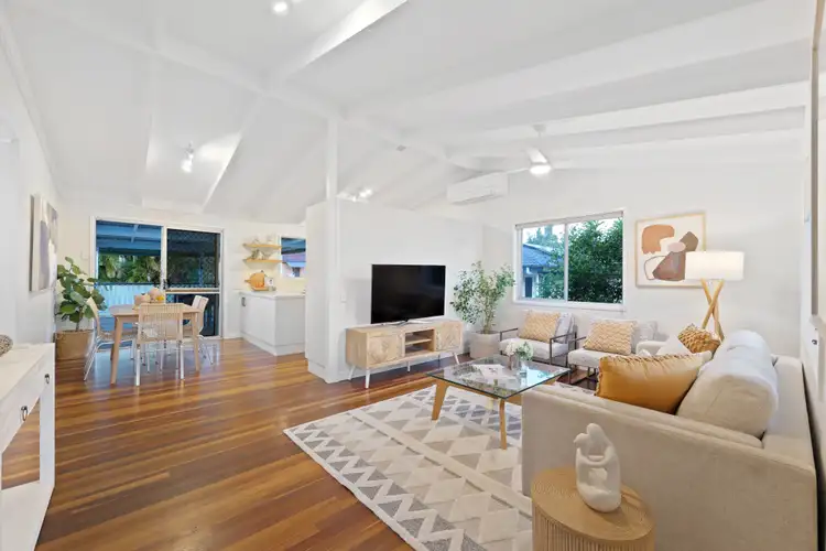 35 Dunbil Avenue, Ferny Hills QLD 4055