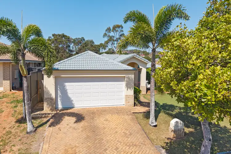 3 Razorback Close, Carindale QLD 4152