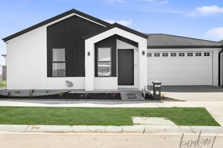 22 Crombie Street, Mickleham VIC 3064