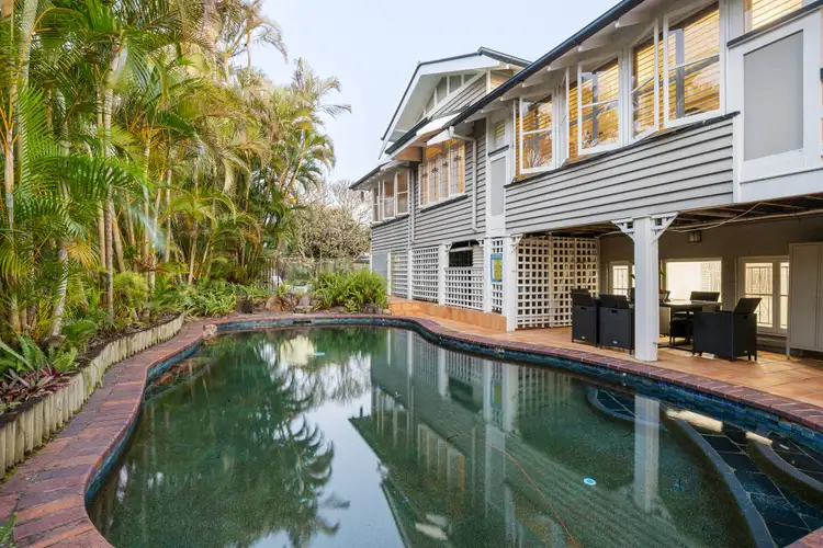 17 Miles Street, Clayfield QLD 4011