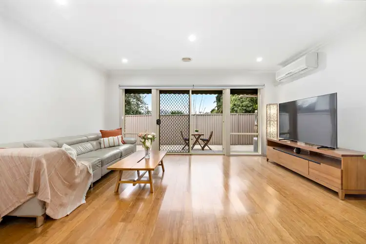 2/3 Piperita Road, Ferntree Gully VIC 3156