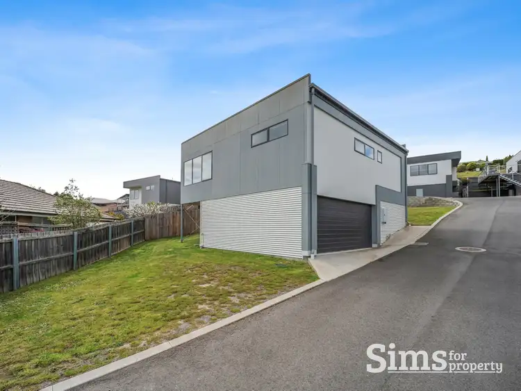 10/7-9 Malachi Court, Newnham TAS 7248