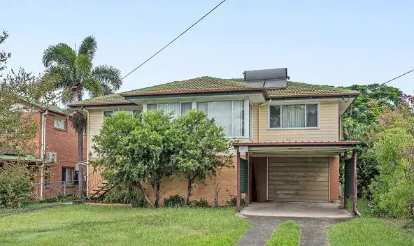 307 Verney Road East, Graceville QLD 4075