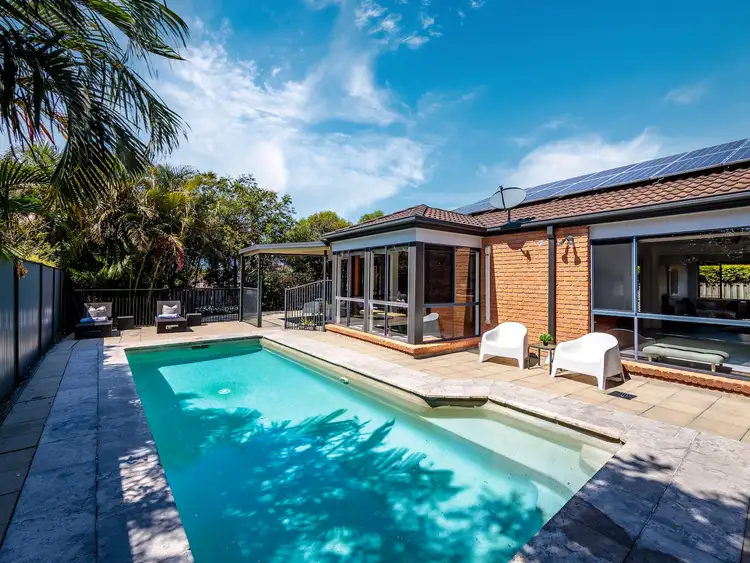 11 Robinia Court, Robina QLD 4226