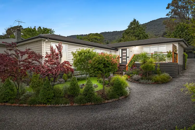 55 Stephen Avenue, Montrose VIC 3765