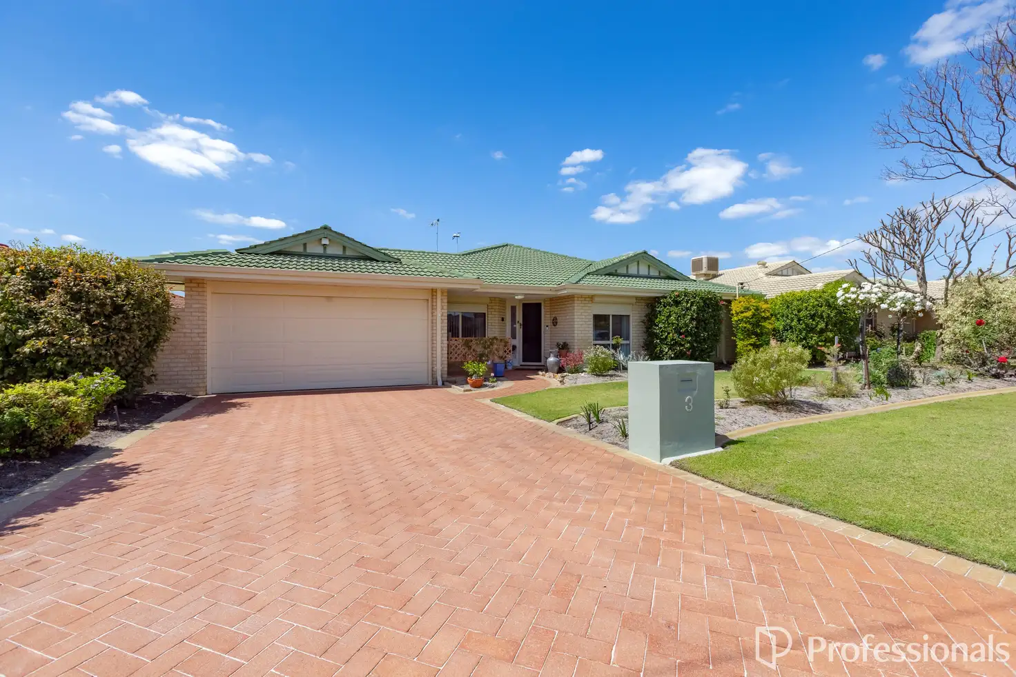 Main view of Homely house listing, 3 Jerome Place, Willetton WA 6155