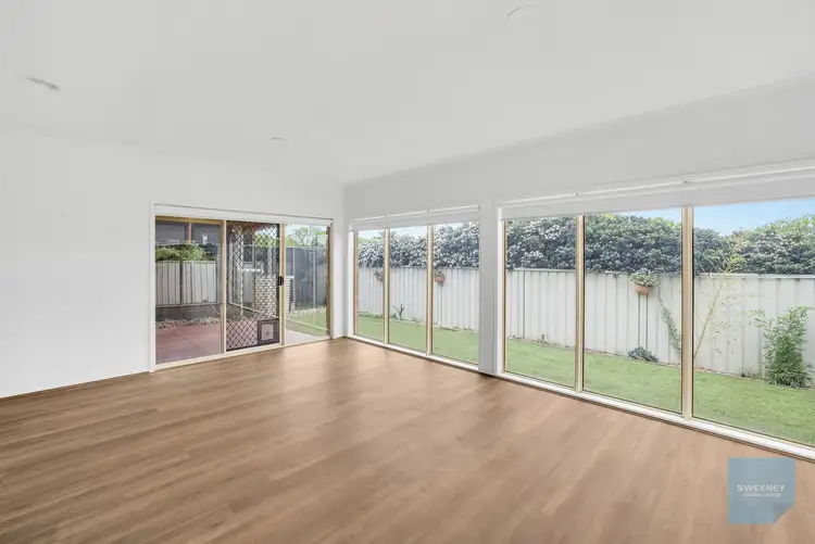 Fourth view of Homely house listing, 5 Earlswood Close, Caroline Springs VIC 3023