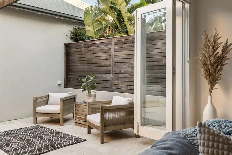 Fifth view of Homely apartment listing, 2/7 Flood Street, Clovelly NSW 2031