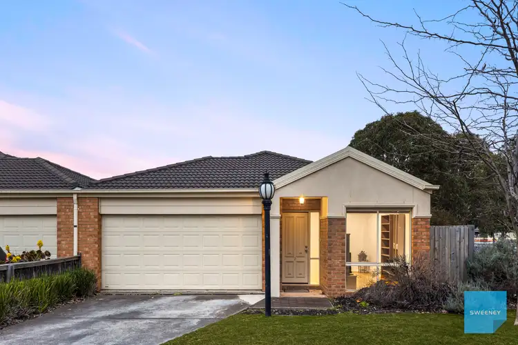 2 Tintern Loop, Hillside VIC 3037