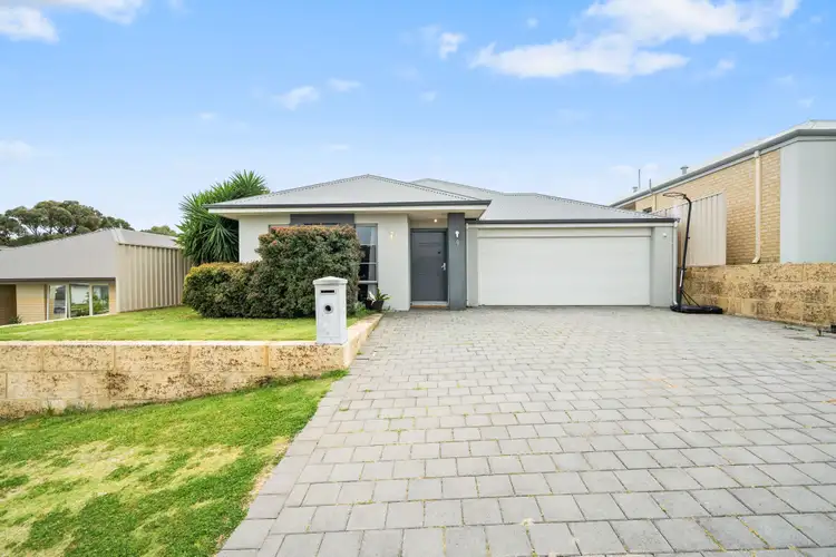9 Kendale Way, Meadow Springs WA 6210