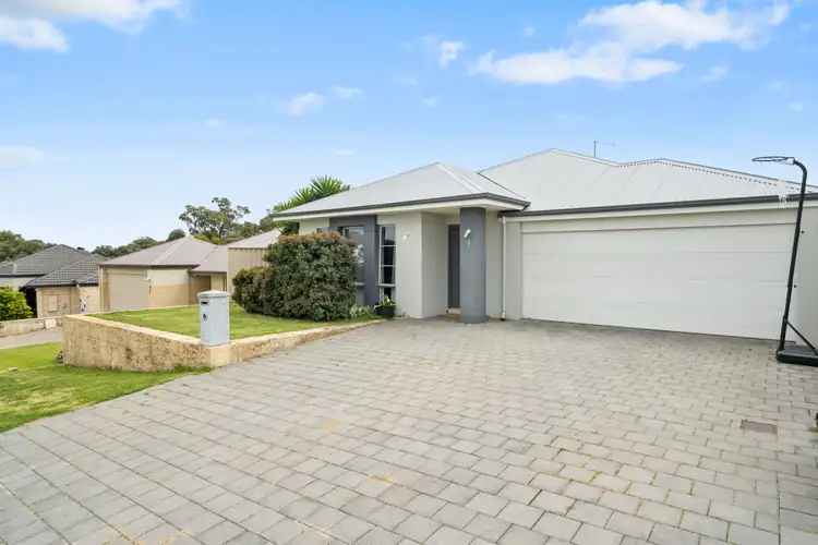 Second view of Homely house listing, 9 Kendale Way, Meadow Springs WA 6210