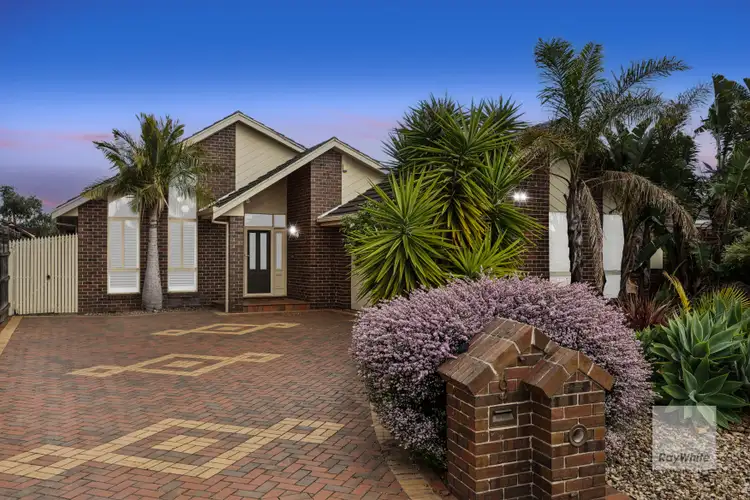 9 Jury Court, Keilor Downs VIC 3038
