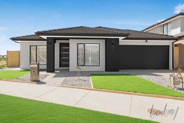 8 Yellowgum Way, Donnybrook VIC 3064