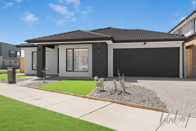 Second view of Homely house listing, 8 Yellowgum Way, Donnybrook VIC 3064