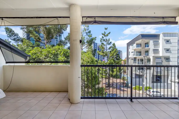 Second view of Homely apartment listing, 7/15 Rawlins Street, Kangaroo Point QLD 4169