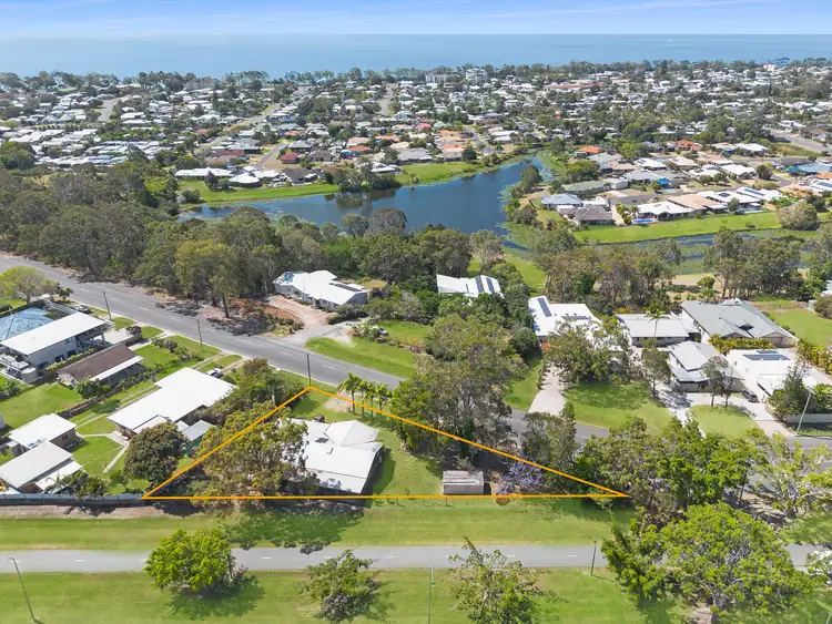 359 Torquay Terrace, Torquay QLD 4655