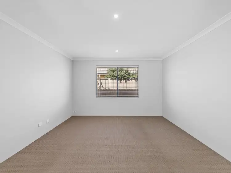 Sixth view of Homely house listing, 25 Rochdale Circle, Meadow Springs WA 6210