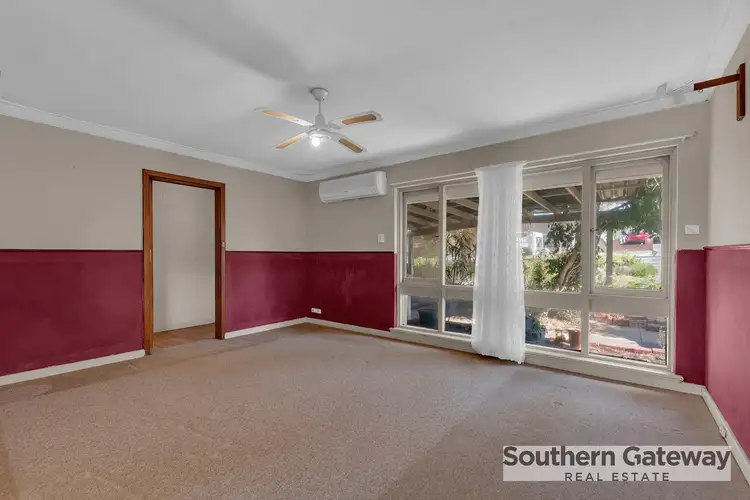 Fourth view of Homely house listing, 14 Barron Way, Orelia WA 6167