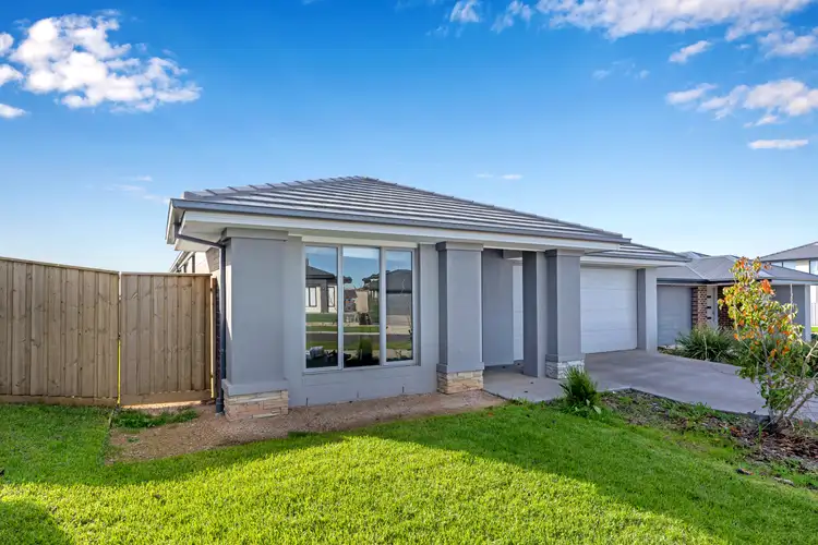 13 Lancashire Drive, Werribee VIC 3030