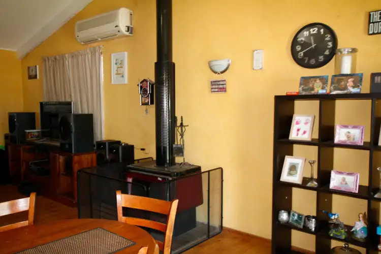 Fifth view of Homely house listing, 5 Ryan Avenue, Mundubbera QLD 4626