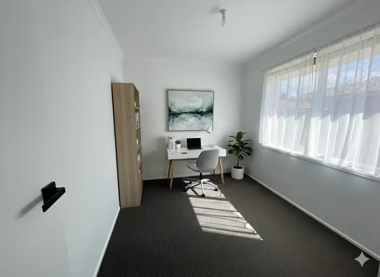 Fifth view of Homely house listing, 2 Garfield Close, Melton South VIC 3338
